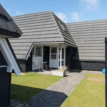 Holiday home Holiday Cviii